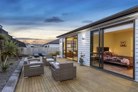 Photo of property in 16 Huarahi Pai Road, Huapai, Kumeu, 0810