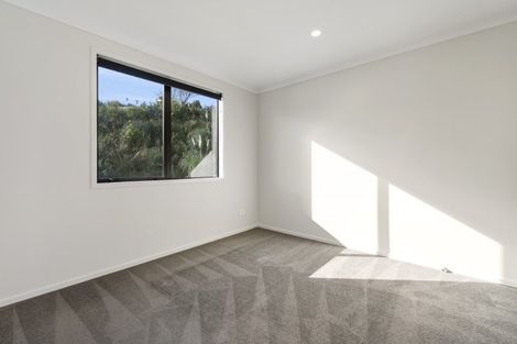 Photo of property in 10 Wrybill Way, Welcome Bay, Tauranga, 3112