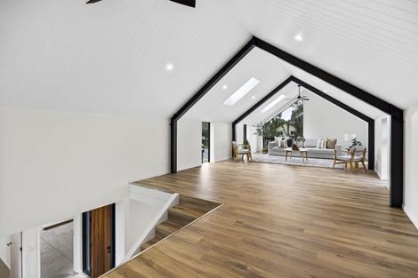 Photo of property in 88 Wairau Road, Oakura, 4314