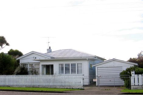 Photo of property in 65 Bell Street, Featherston, 5710