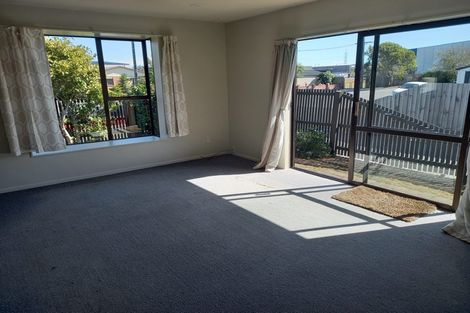 Photo of property in 2/42 Wilson Street, Islington, Christchurch, 8042