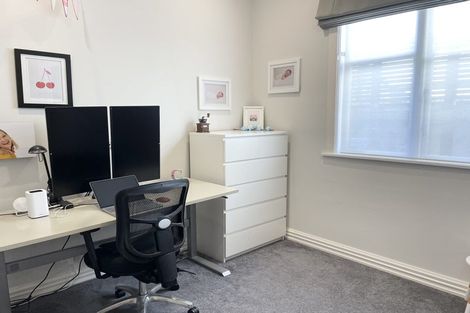 Photo of property in 16 Bruce Avenue, Brooklyn, Wellington, 6021