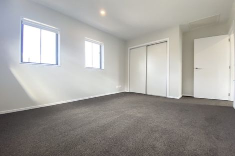 Photo of property in 12/15 Sunhill Road, Sunnyvale, Auckland, 0612