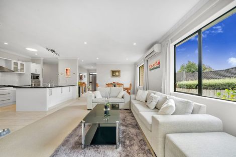 Photo of property in 16 Leafield Crescent, Henderson, Auckland, 0612