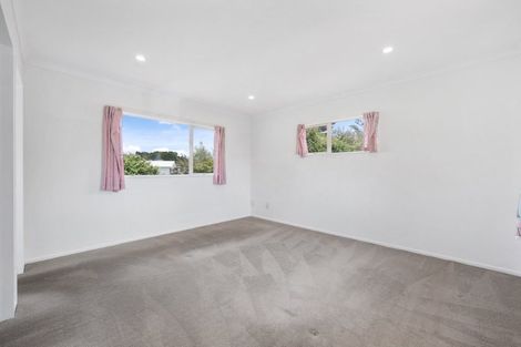 Photo of property in 23a Margan Avenue, New Lynn, Auckland, 0600