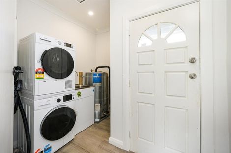 Photo of property in 34 Gordon Crescent, Marton, 4710