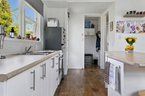 Photo of property in 89 Tamatea Road, Taupo, 3330