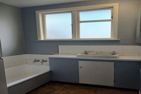 Photo of property in 2 Tweed Street, Roslyn, Palmerston North, 4414