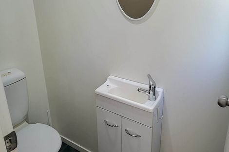 Photo of property in 14 Claverton Grove, Churton Park, Wellington, 6037