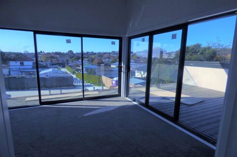 Photo of property in 32a Lucknow Road, Havelock North, 4130