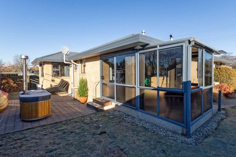 Photo of property in 3 Mckenzie Street, Fairlie, 7925
