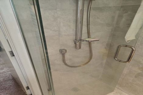 Photo of property in 4/18 Evelyn Place, Hillcrest, Auckland, 0627