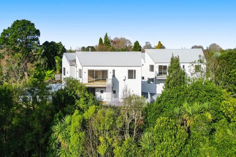 Photo of property in 2/24 Pickering Crescent, Chedworth, Hamilton, 3210