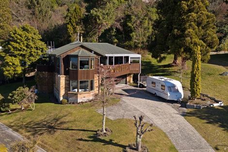 Photo of property in 13 Cherry Lane, Acacia Bay, Taupo, 3330