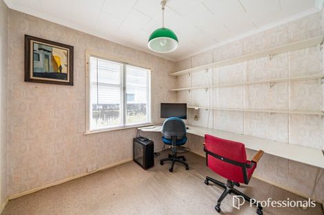 Photo of property in 4 Miles Crescent, Wainuiomata, Lower Hutt, 5014