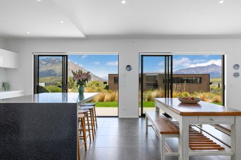 Photo of property in 17 Ellesmere Avenue, Jacks Point, Queenstown, 9371