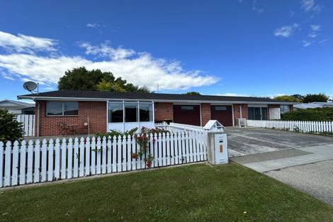 Photo of property in 11 Hamilton Street, Strathern, Invercargill, 9812