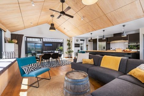 Photo of property in 28 Myles Way, Lower Shotover, Queenstown, 9304