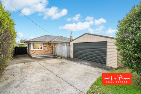 Photo of property in 330 Glengarry Road, Glen Eden, Auckland, 0602