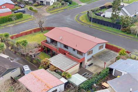 Photo of property in 1 Te Ana Place, Lynmore, Rotorua, 3010