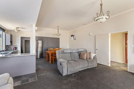 Photo of property in 9 Parris Street, Waitara, 4320