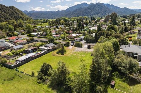 Photo of property in 12 Cromwell Street, Murchison, 7007