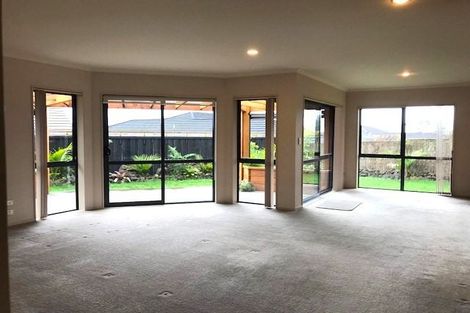 Photo of property in 8 Kilountain Place, Kerikeri, 0230