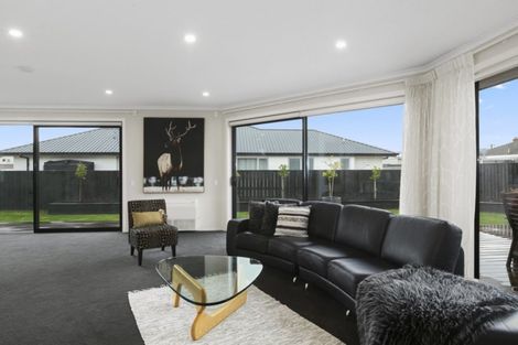 Photo of property in 53 Silverstream Drive, Mosgiel, 9024