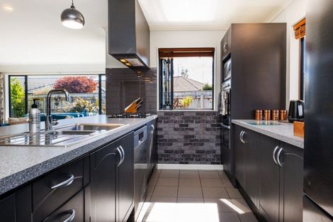 Photo of property in 6 Waipatere Court, Ashhurst, 4810