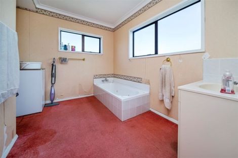 Photo of property in 37 Grey Street, Normanby, Hawera, 4614