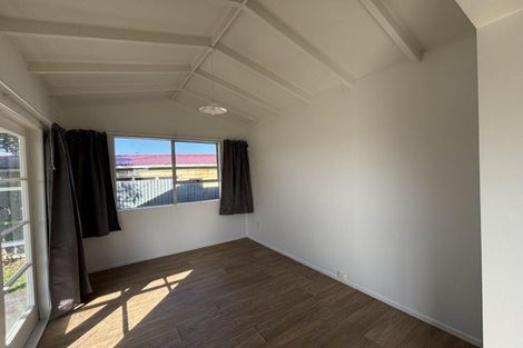 Photo of property in 20 Hood Street, Castlecliff, Whanganui, 4501