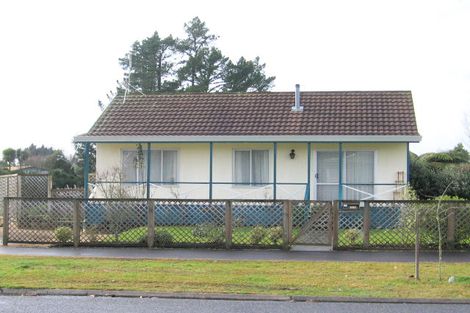 Photo of property in 114 Lewis Street, Glenview, Hamilton, 3206