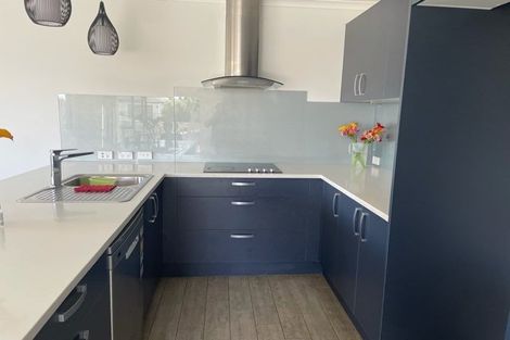 Photo of property in 281a Don Buck Road, Massey, Auckland, 0614