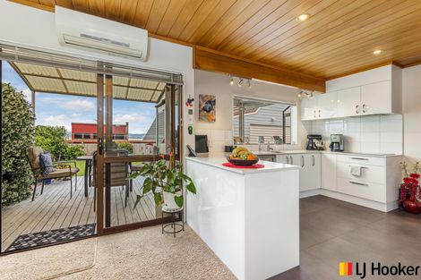 Photo of property in 56 Carnoustie Drive, Wattle Downs, Auckland, 2103