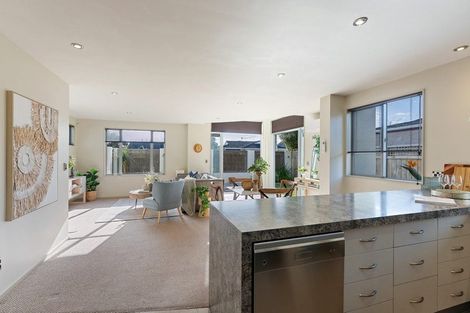 Photo of property in 14b Falla Street, Paraparaumu Beach, Paraparaumu, 5032