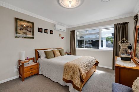 Photo of property in 14 Ngapapa Street, Urenui, 4375