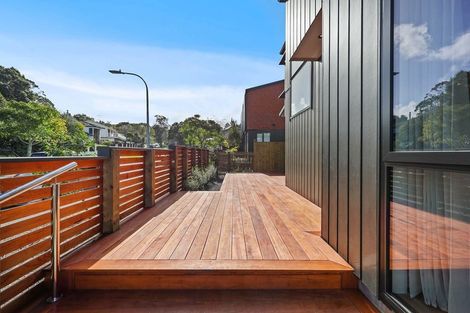 Photo of property in 71 Salamanca Road, Sunnynook, Auckland, 0620