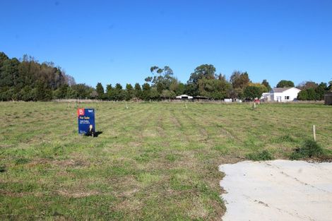 Photo of property in 113 Sowry Road, Woodville, 4920