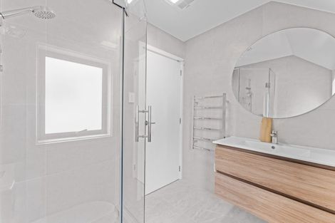 Photo of property in 10a Clensmore Place, Torbay, Auckland, 0630