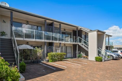 Photo of property in 3/420a Hibiscus Coast Highway, Orewa, 0931