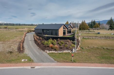 Photo of property in 6 Ralph Moir Drive, Te Anau, 9679
