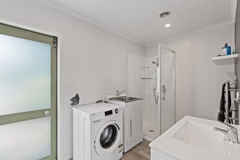 Photo of property in 737 Frankley Road, Hurworth, New Plymouth, 4371