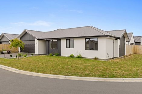 Photo of property in 14 Hunt Road, Rolleston, 7615