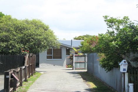Photo of property in 12 Carteret Place, Aranui, Christchurch, 8061