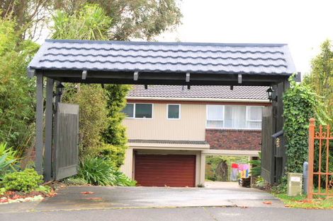 Photo of property in 25 Bert Wilson Place, Cockle Bay, Auckland, 2014