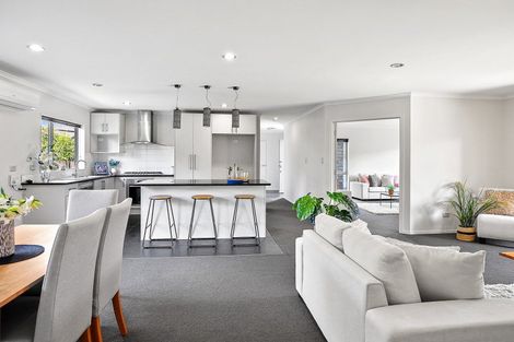 Photo of property in 64 Magellan Rise, Flagstaff, Hamilton, 3210