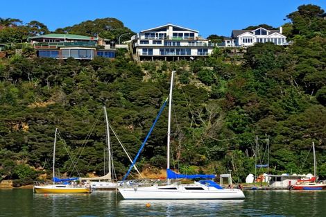 Photo of property in 18 Sir George Back Street, Opua, 0200
