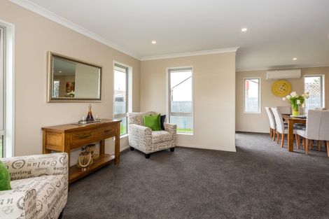 Photo of property in 71 Cuffs Road, Wainoni, Christchurch, 8061