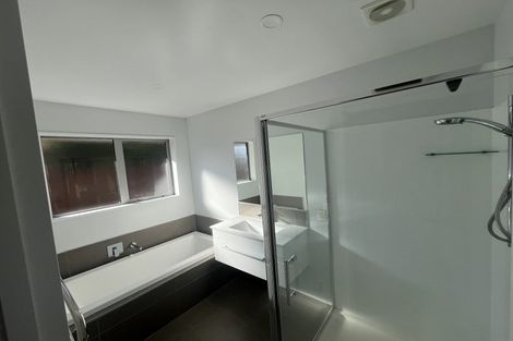 Photo of property in 11 Oakdene Place, Halswell, Christchurch, 8025