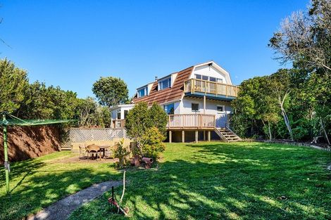 Photo of property in 10 Kotipu Place, Pukerua Bay, 5026